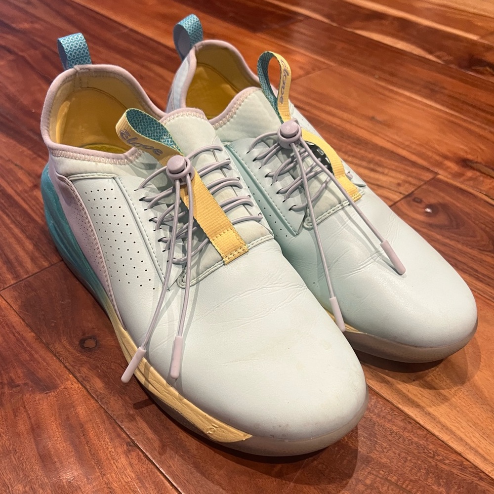 Teal Clove sneakers, Size 11.5